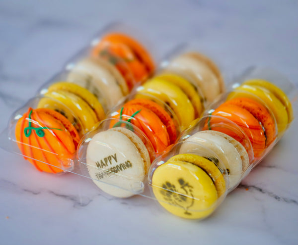 Thanksgiving Macarons! - Cookies - Thanksgiving gift - Thanksgiving Party Favor